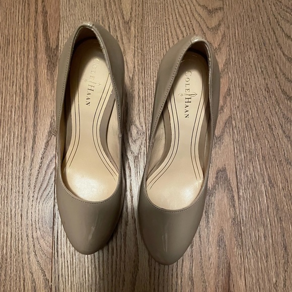 cole haan pumps